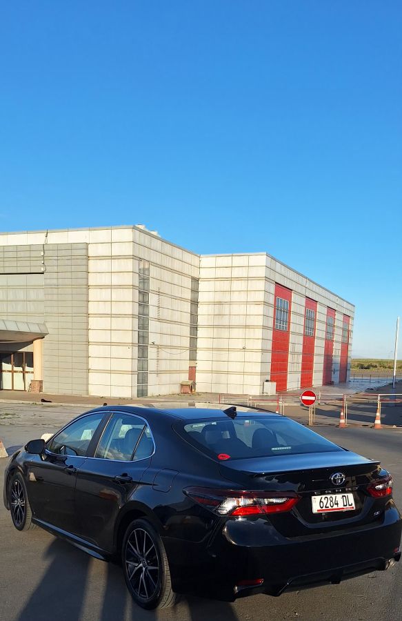 Toyota Camry - фото 8