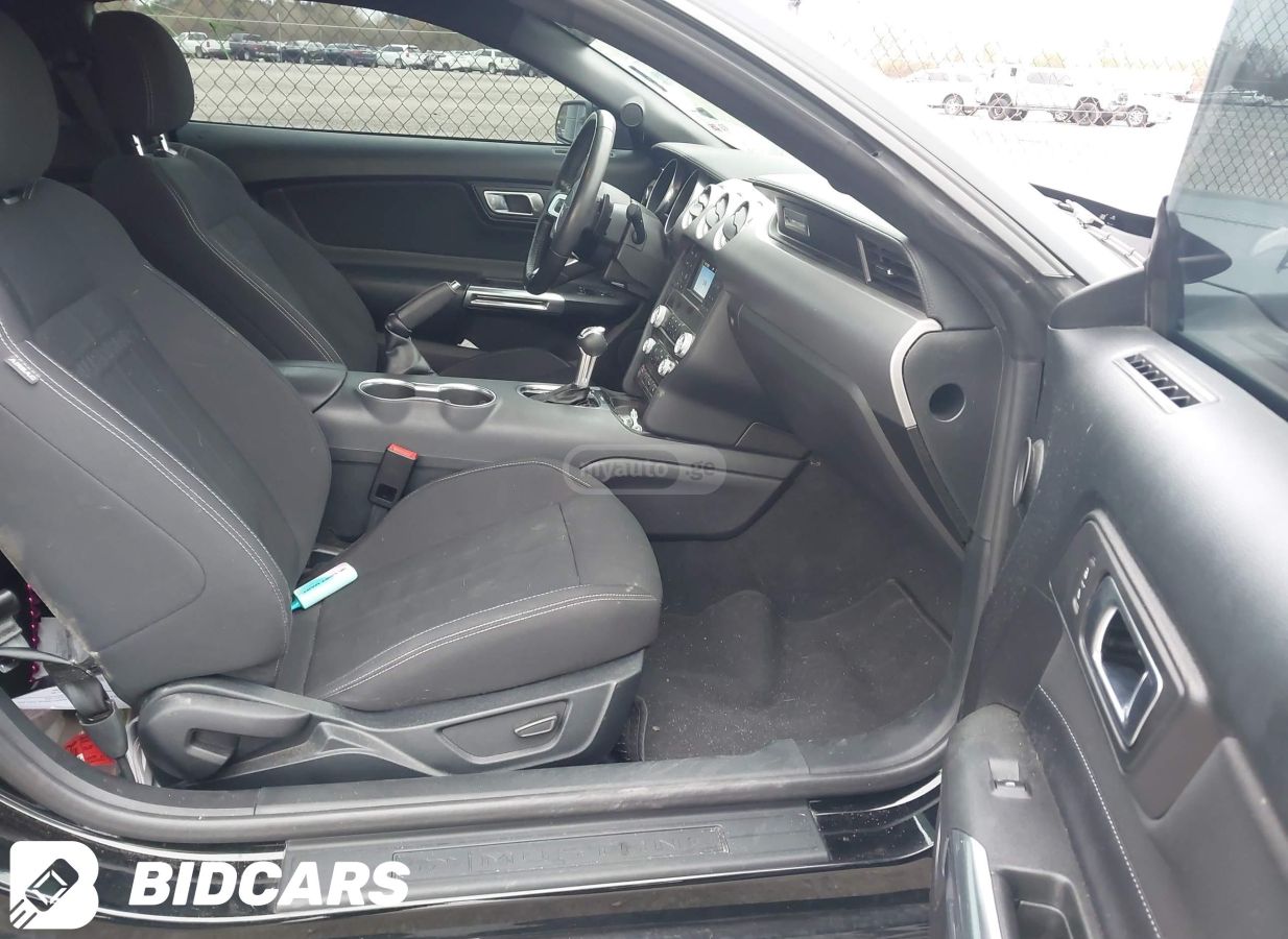 Ford GT — миниатюра 7