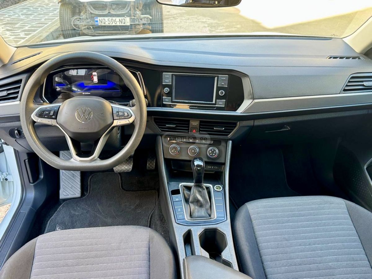 Volkswagen Jetta - фото 9