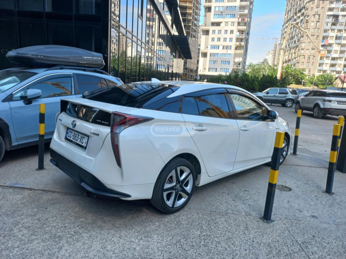 Toyota Prius - фото 10