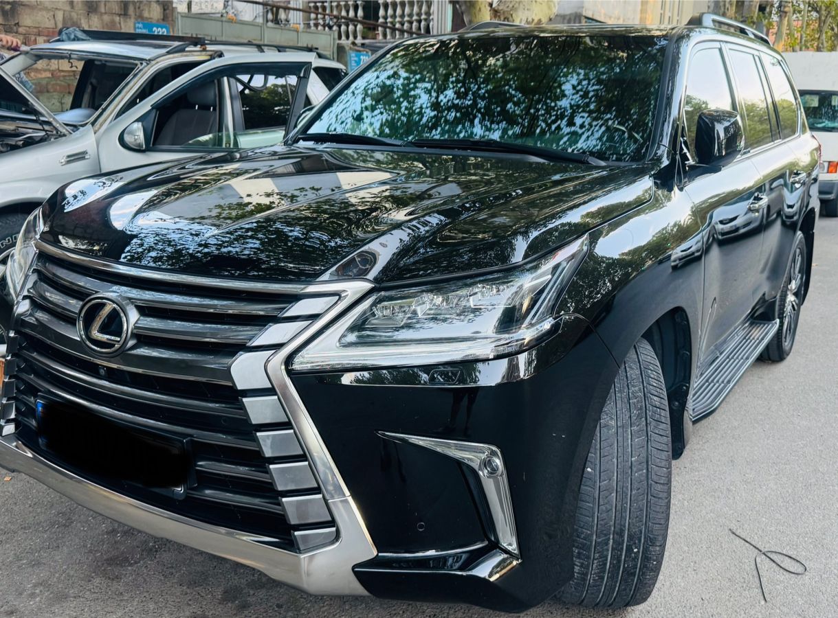 Lexus LX 450 - фото 1