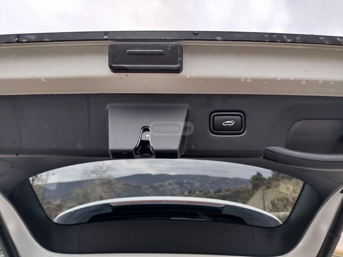 Hyundai XRT 4dr All-Wheel Drive Automa — миниатюра 13