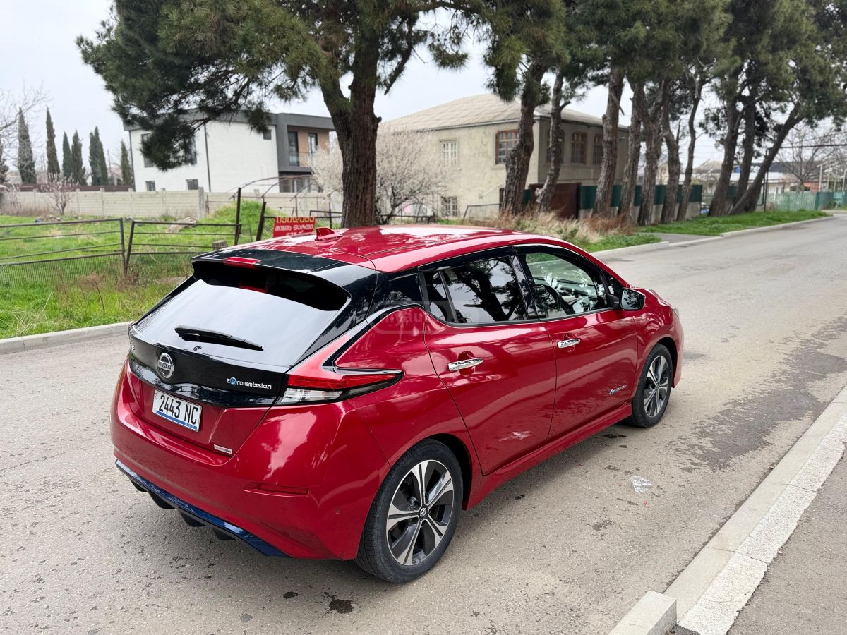 Nissan 40 kWh G — миниатюра 7