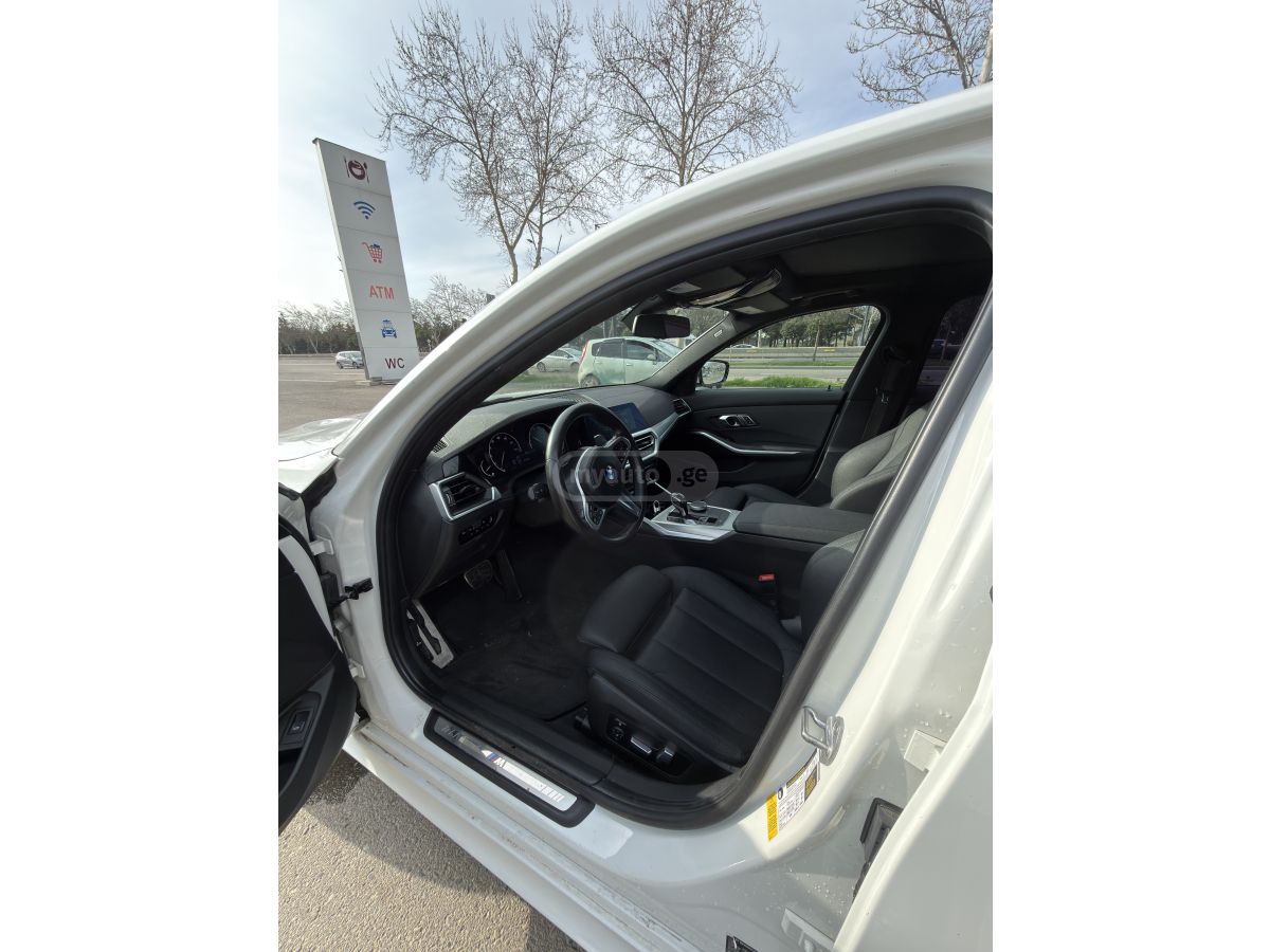 BMW 330 - фото 10