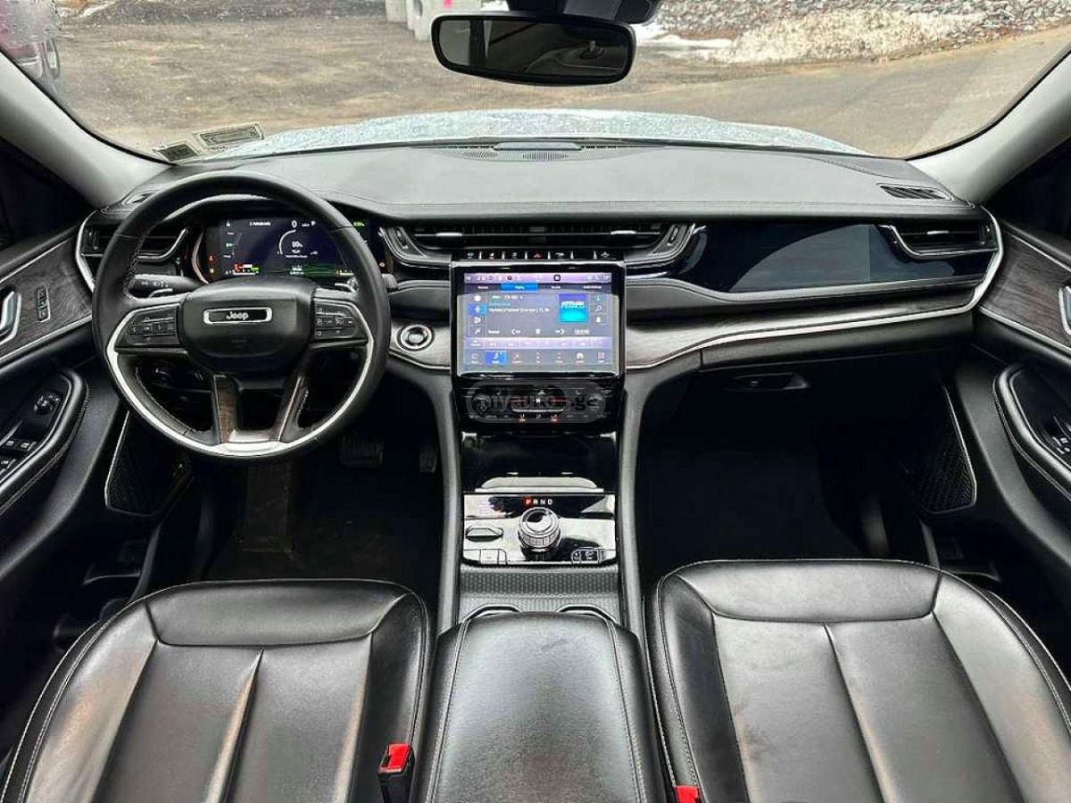 Jeep Grand Cherokee - фото 5