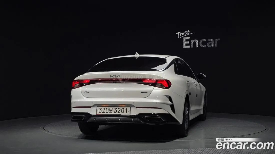 Kia Optima - фото 4