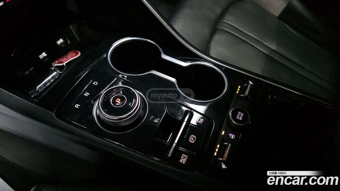 Kia Optima - фото 9