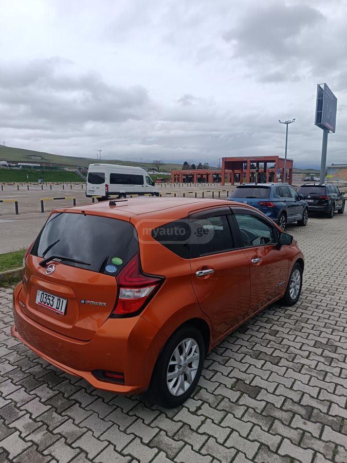 Nissan Note - фото 3