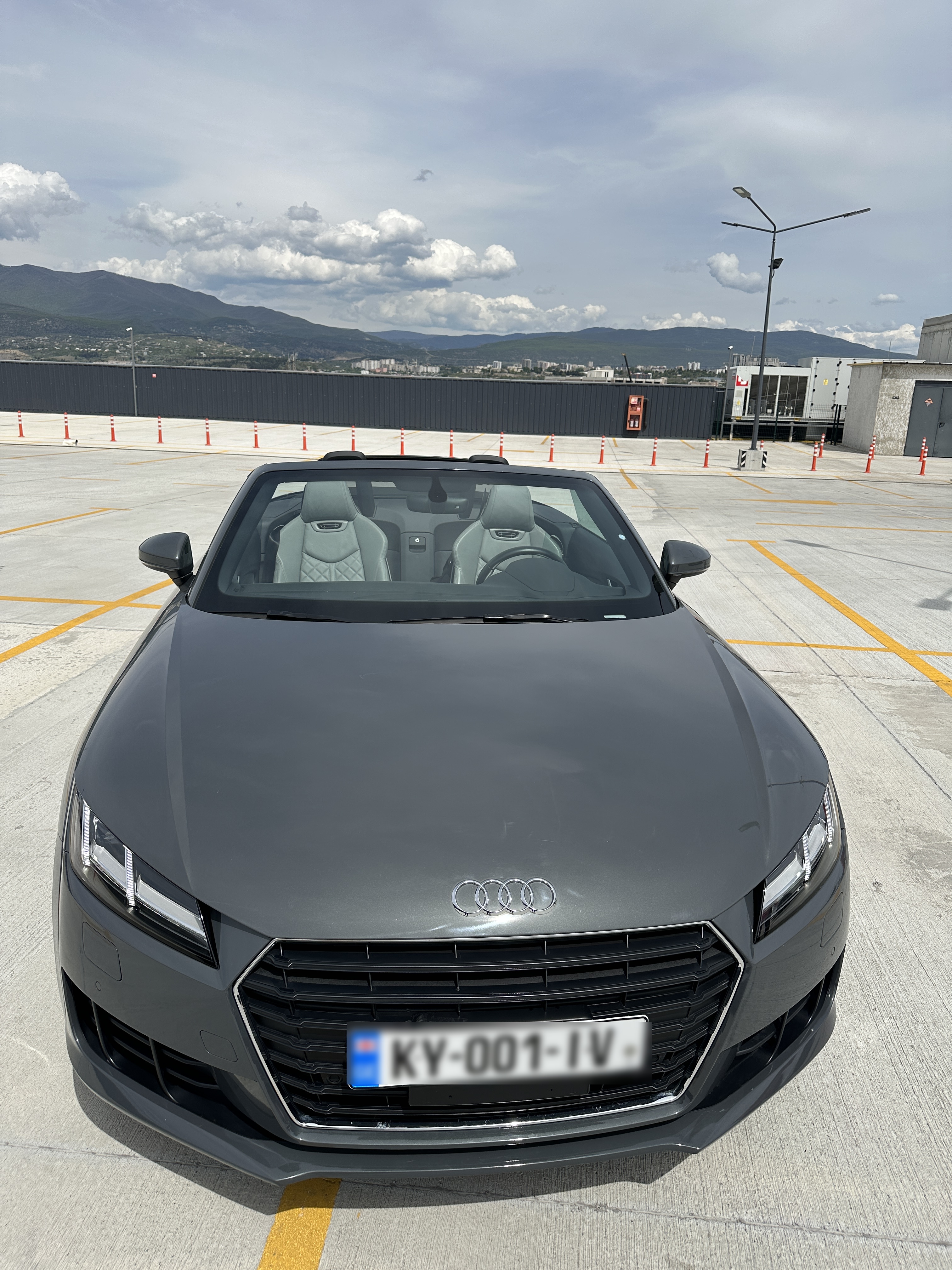 Audi TT - фото 2