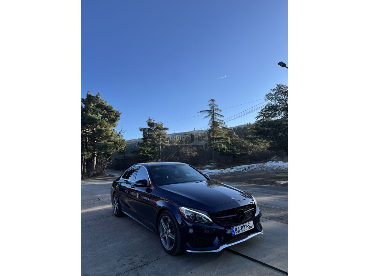 Mercedes-Benz C 300 - фото 1