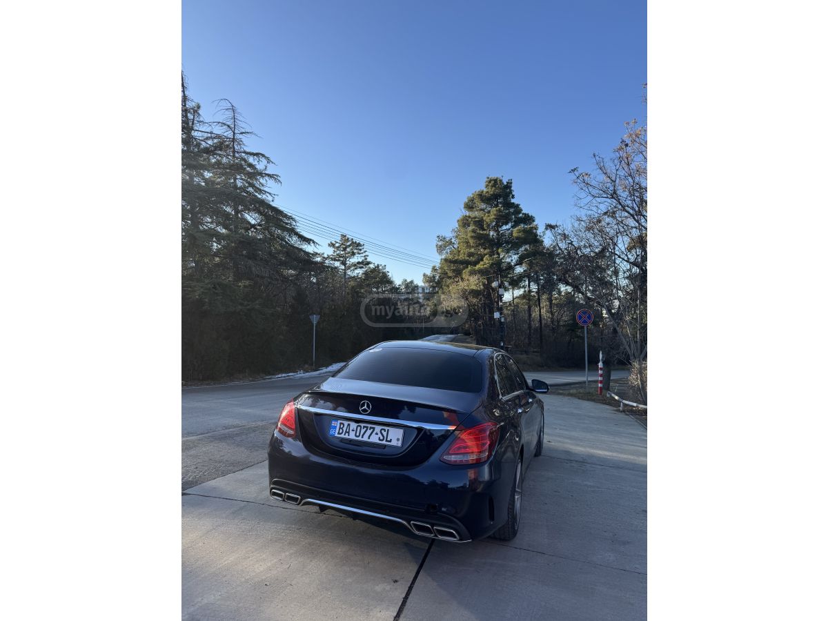 Mercedes-Benz C 300 - фото 4