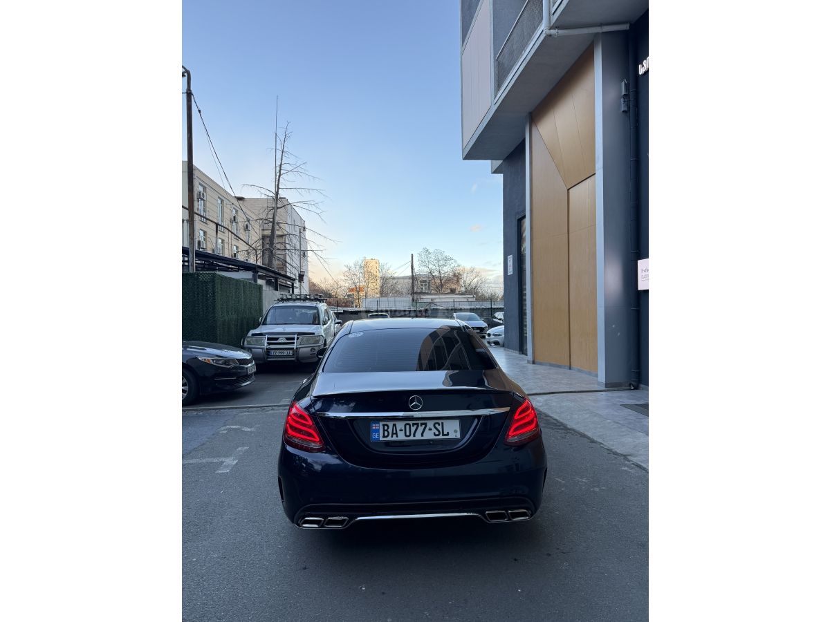 Mercedes-Benz C 300 - фото 8
