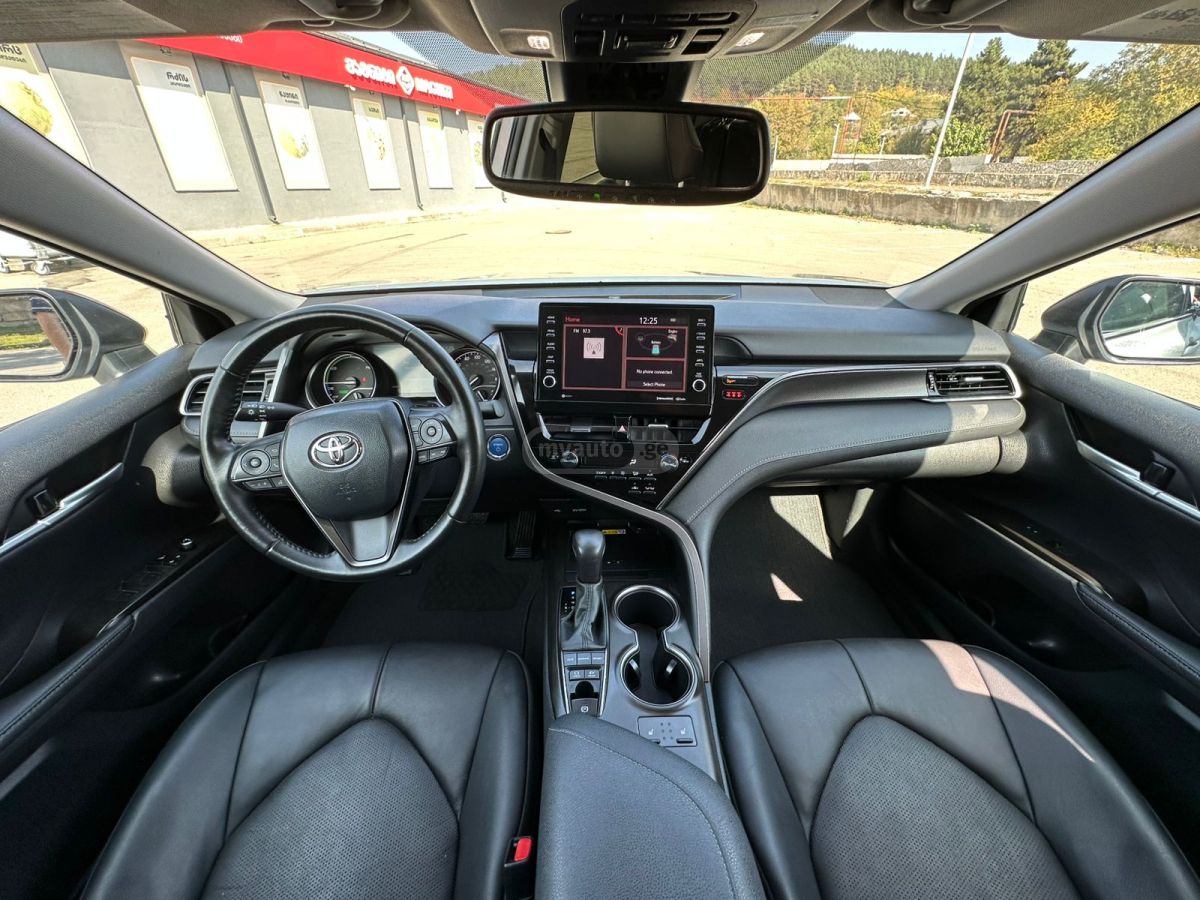Toyota Camry - фото 10
