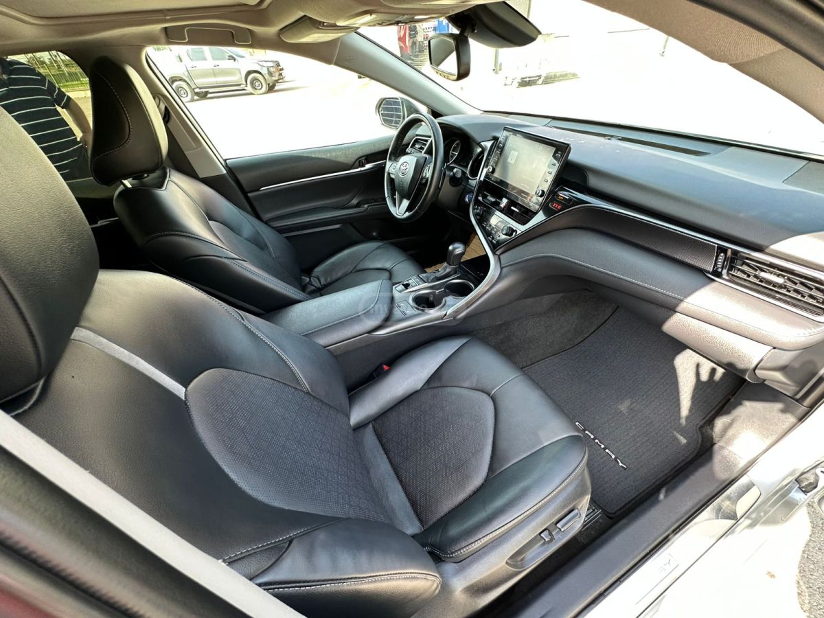 Toyota Camry - фото 11