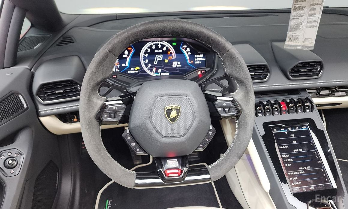 Lamborghini Huracn 2023 — миниатюра 9