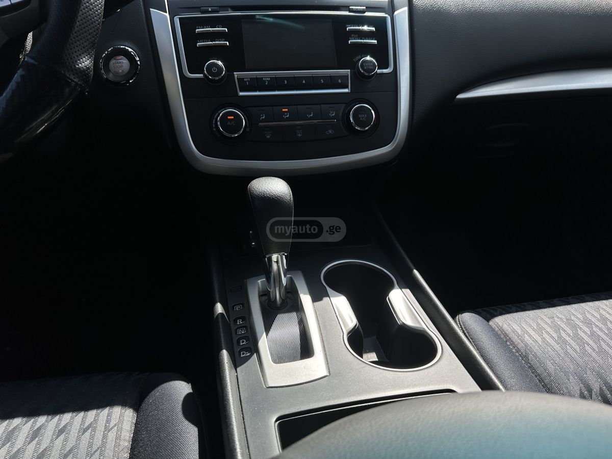 Nissan Altima - фото 13