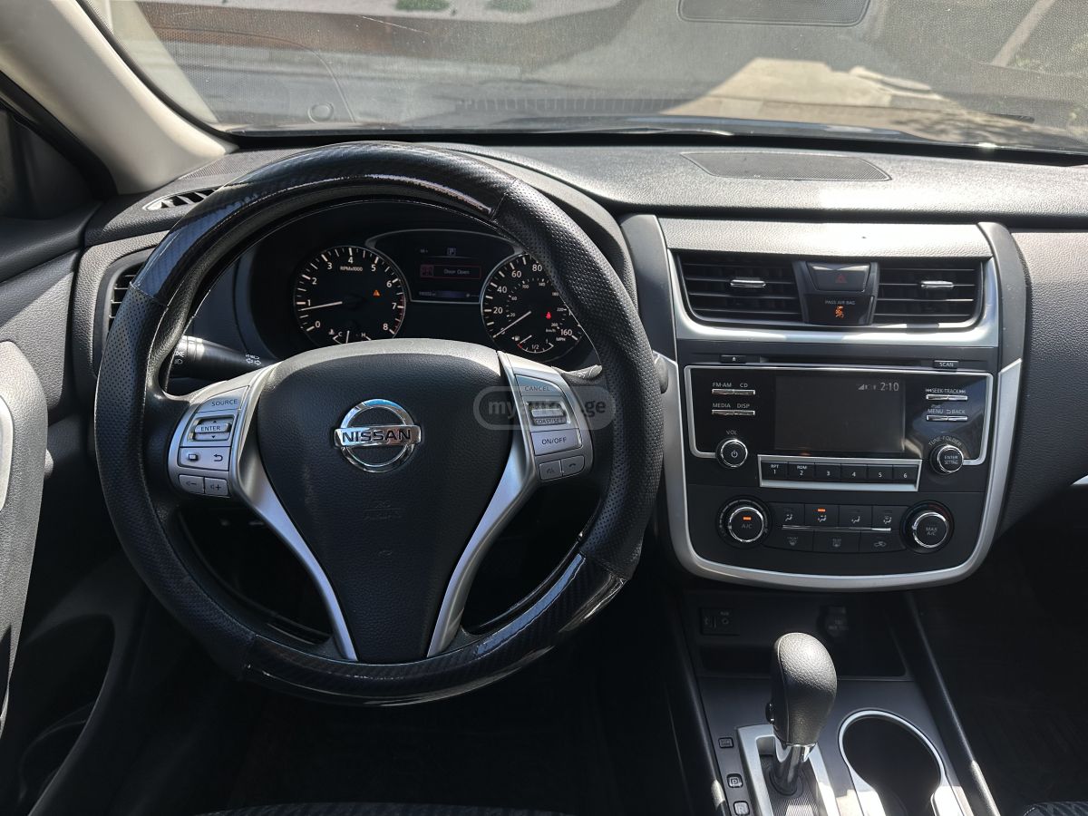 Nissan Altima - фото 8