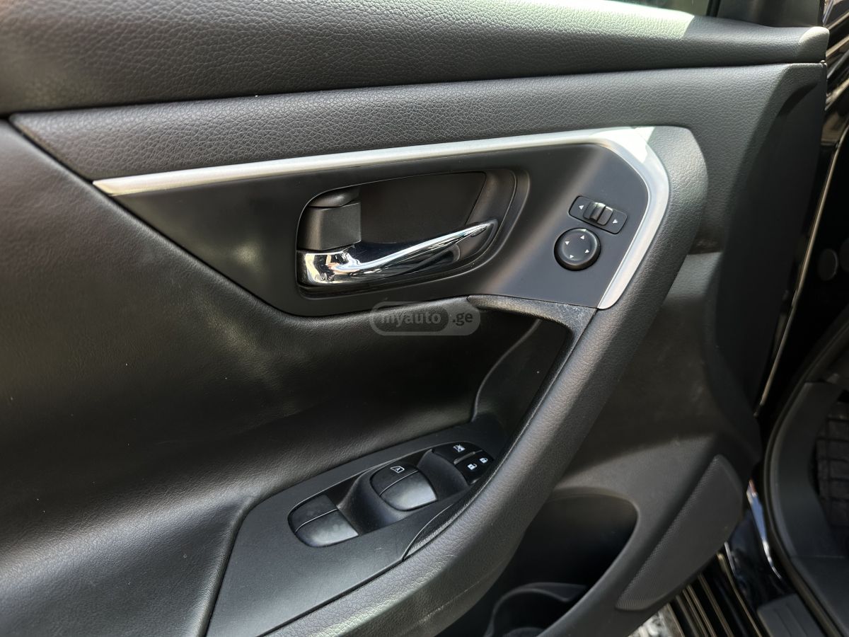 Nissan Altima - фото 9