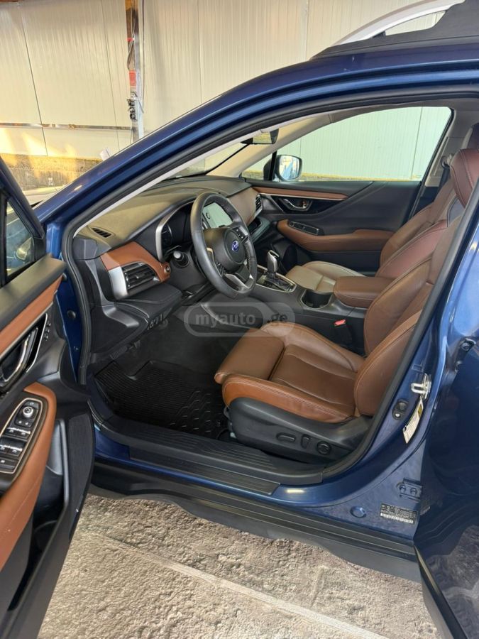 Subaru Touring 4dr All-Wheel Drive CV — миниатюра 3