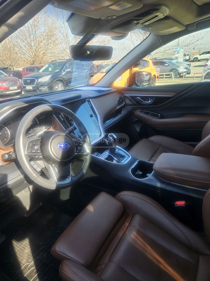 Subaru Touring 4dr All-Wheel Drive CV — миниатюра 8