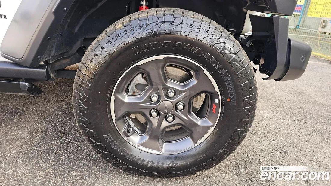 Jeep Gladiator - фото 5