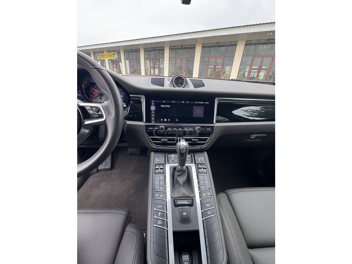 Porsche Macan - фото 11