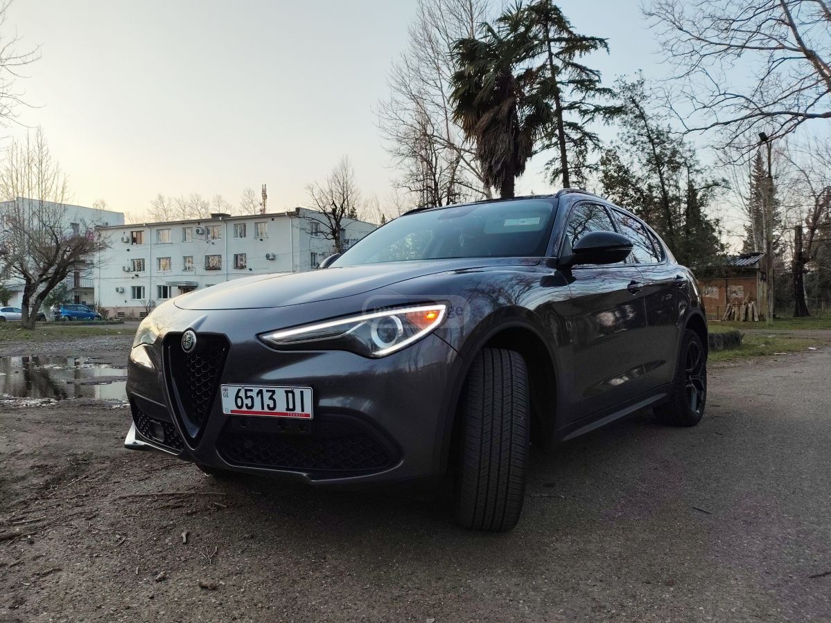 Alfa Romeo Stelvio - фото 3