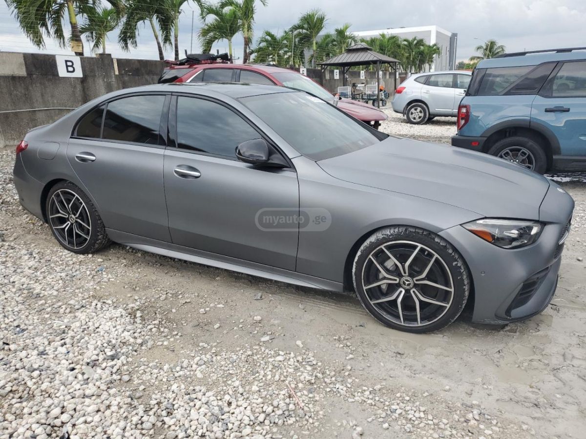 Mercedes-Benz C 300 - фото 4