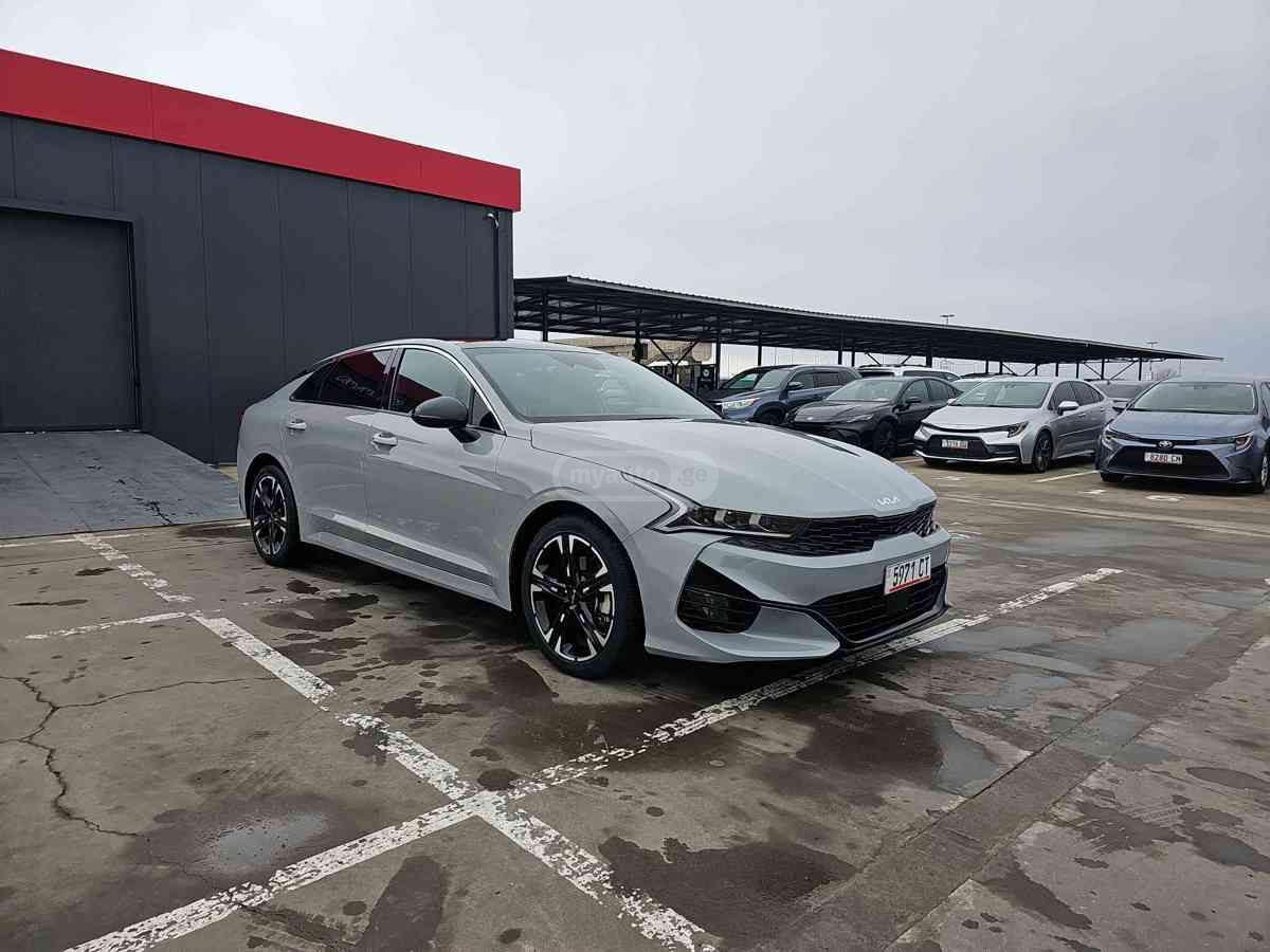 Kia K5 - фото 7