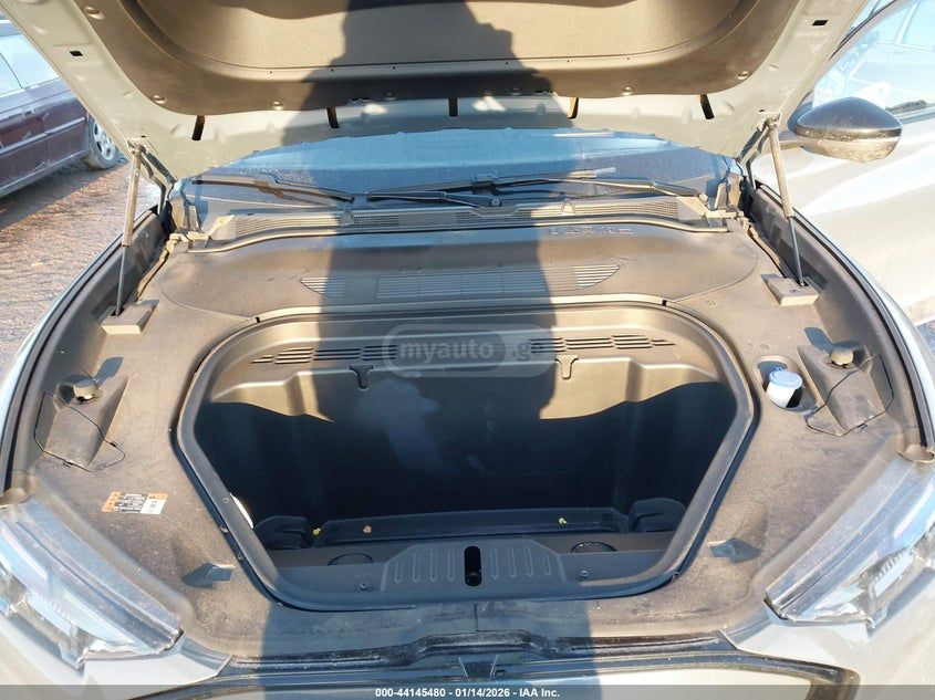 Ford Mustang Mach-E 2024 — миниатюра 10