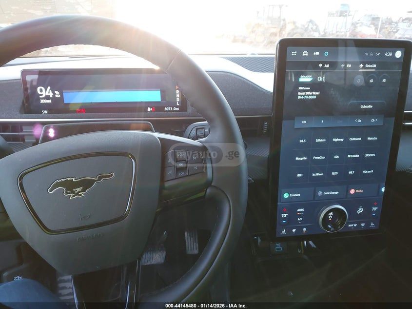 Ford Mustang Mach-E 2024 — миниатюра 7