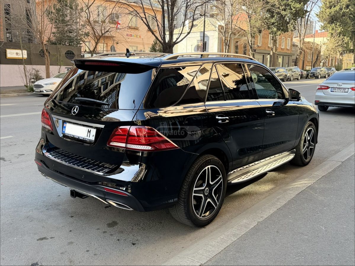 Mercedes-Benz GLE 350 - фото 4