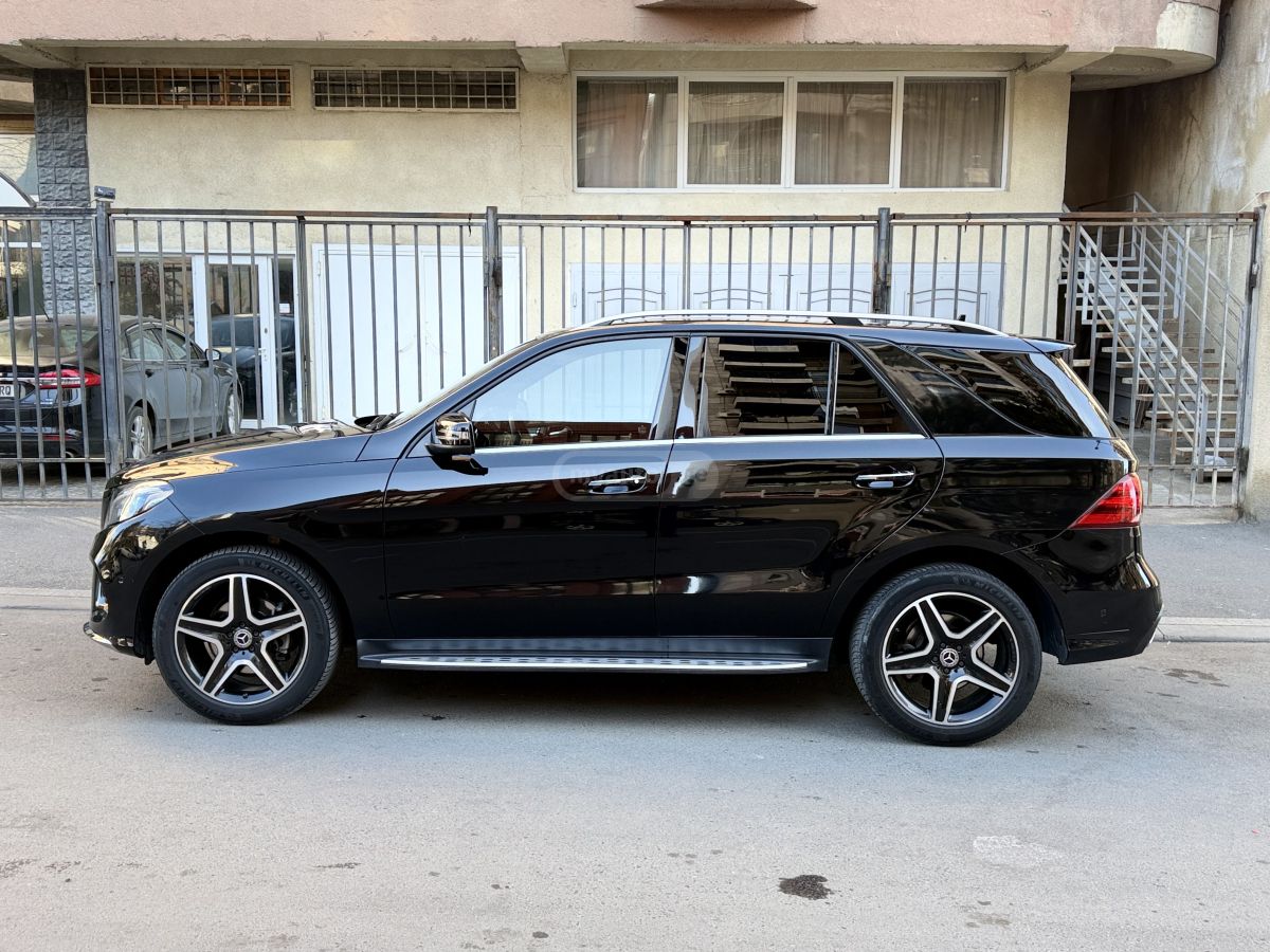Mercedes-Benz GLE 350 - фото 7