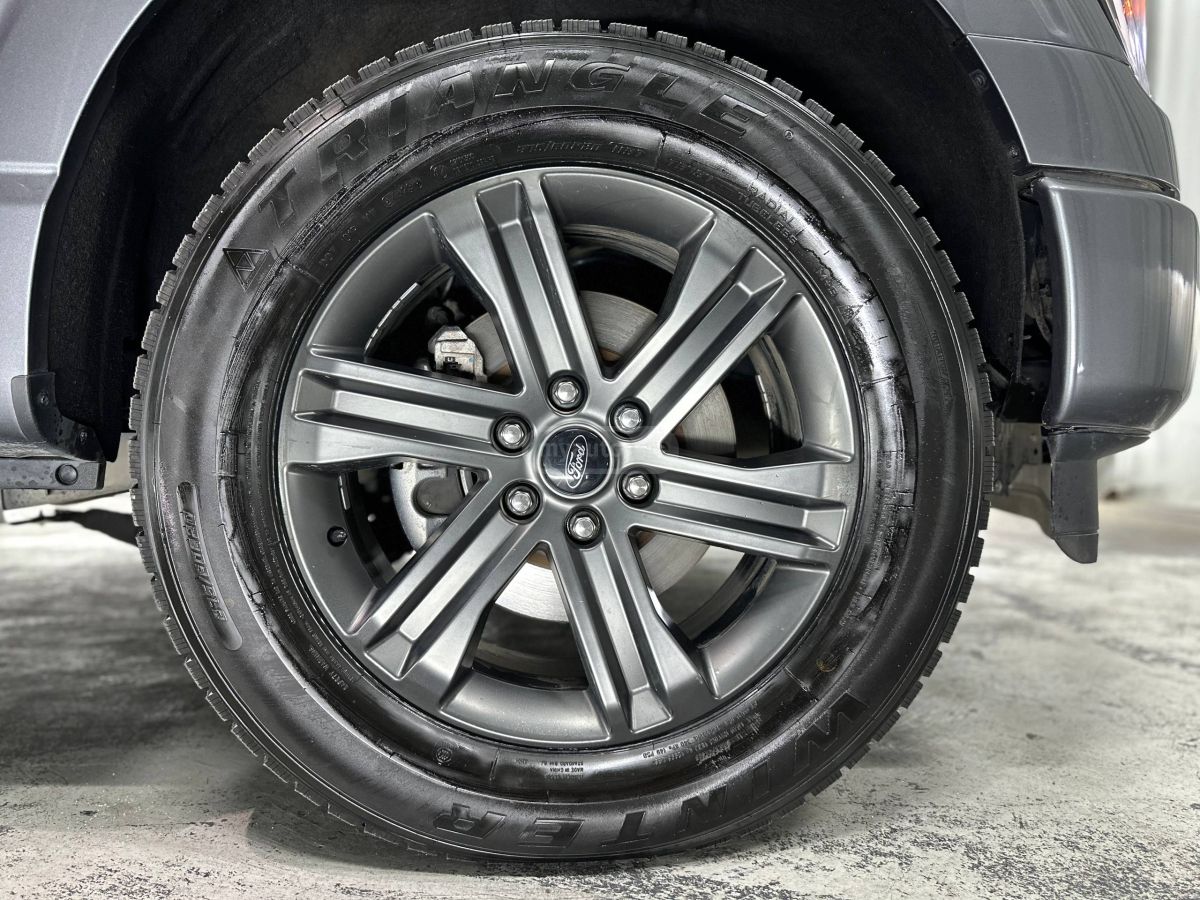 Ford F150 - фото 8