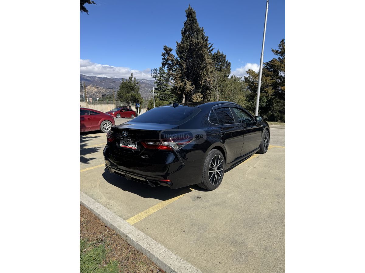 Toyota Camry - фото 7