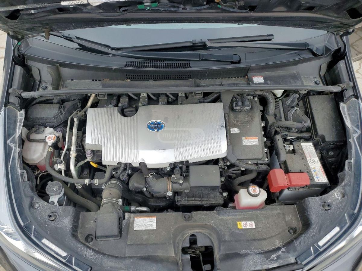 Toyota Prius - фото 11