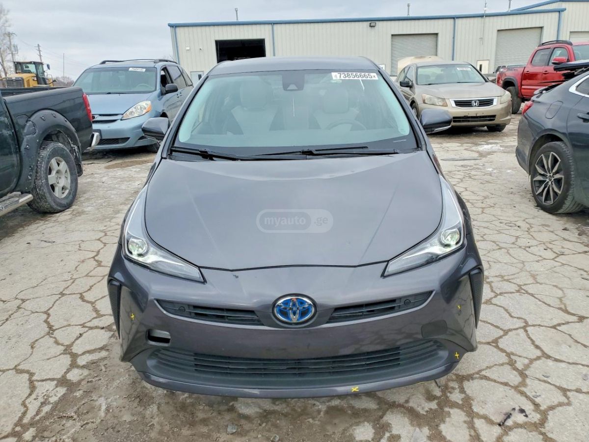 Toyota Prius - фото 5