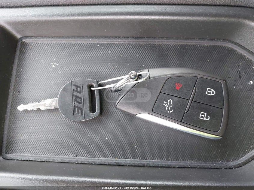 Chevrolet Silverado 2025 — миниатюра 10