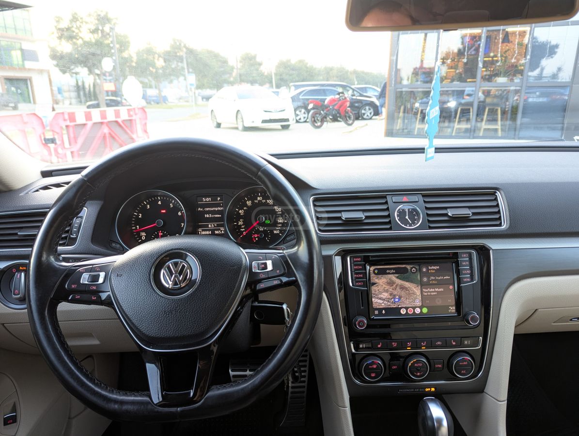 Volkswagen Passat - фото 5