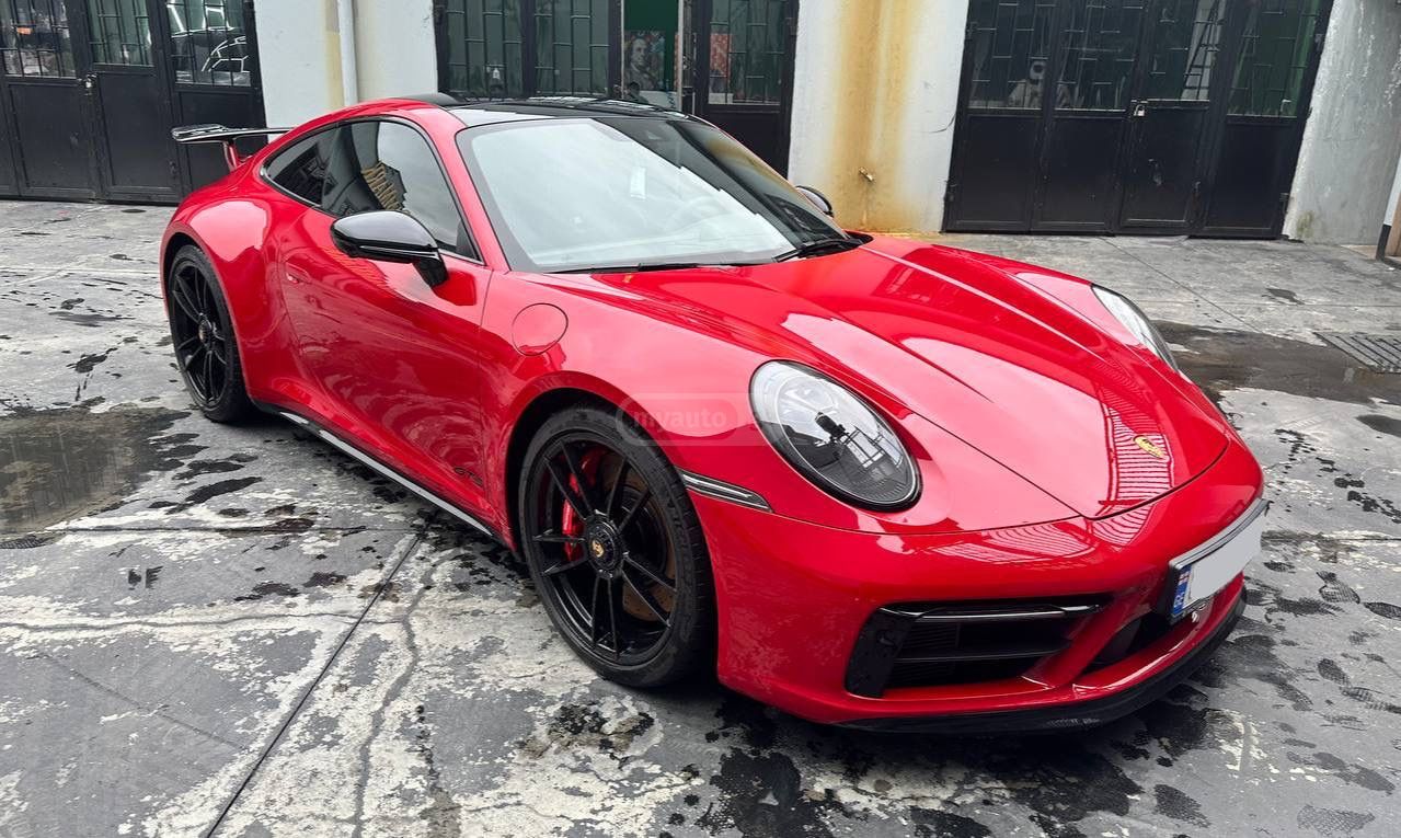 Porsche GTS — миниатюра 1