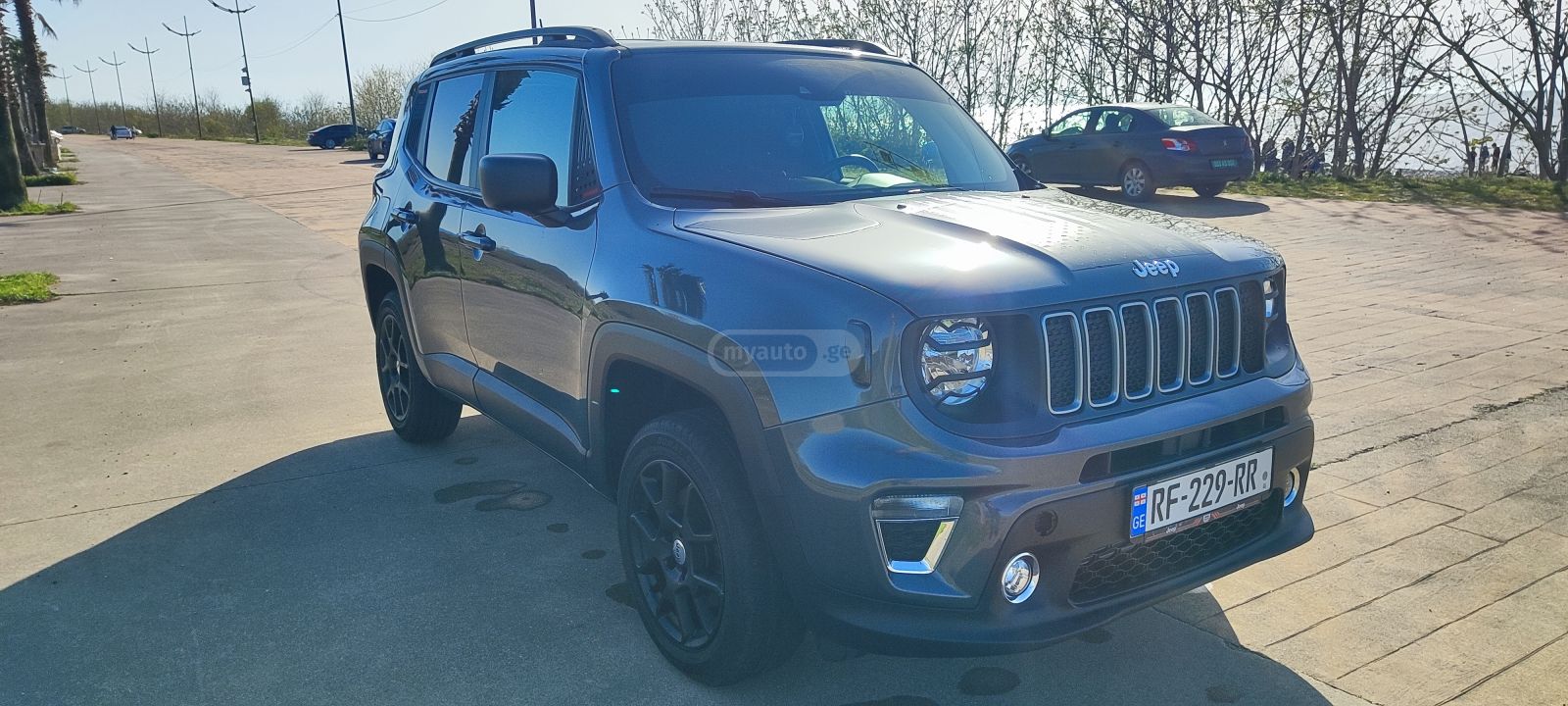 Jeep Renegade - фото 7