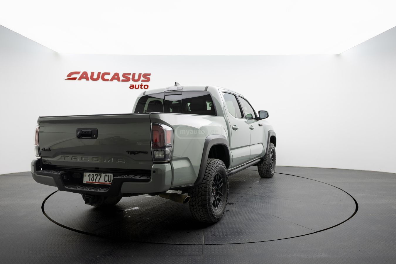 Toyota Tacoma - фото 4