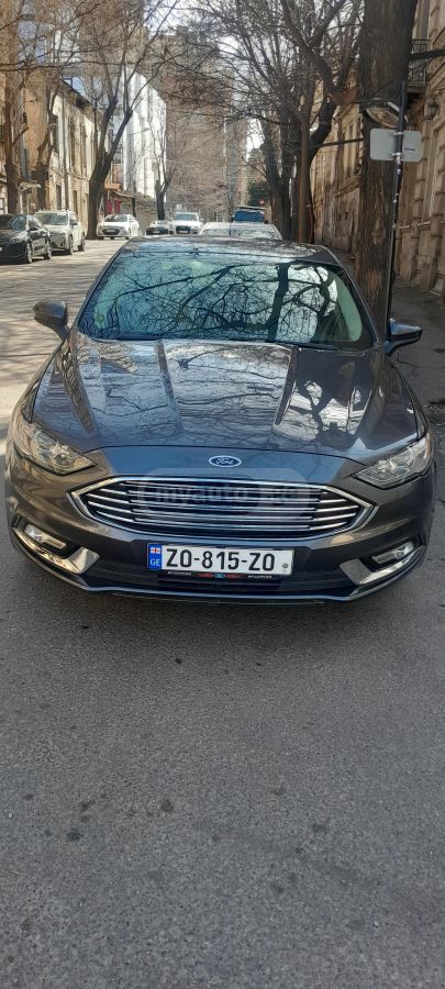 Ford Fusion - фото 1