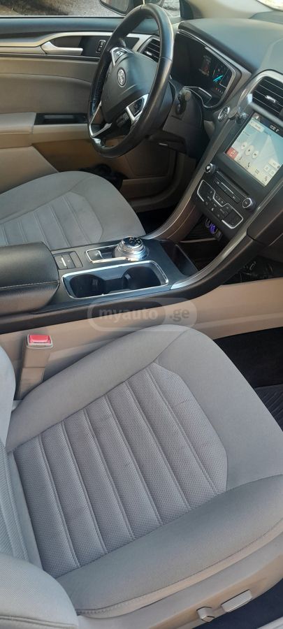 Ford Fusion - фото 5