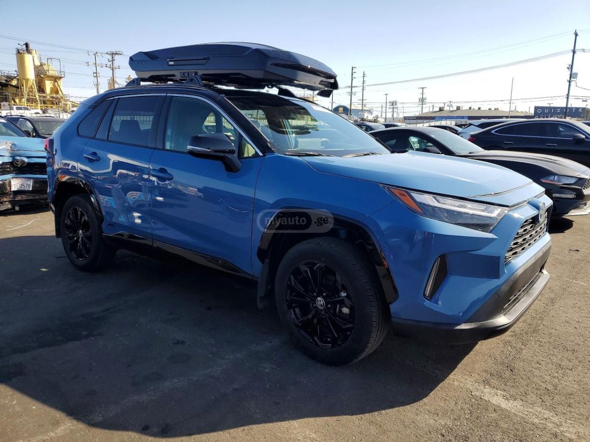 Toyota Rav 4 - фото 2