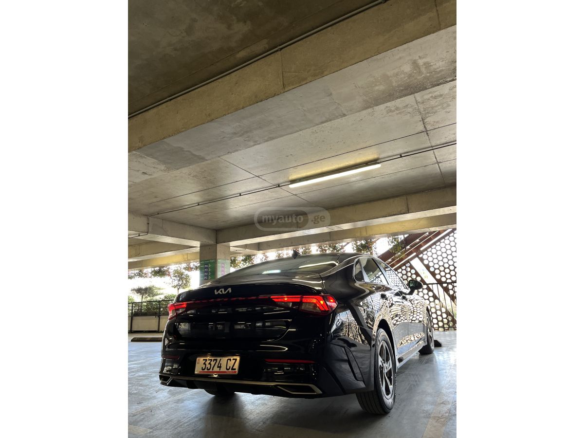 Kia K5 - фото 2