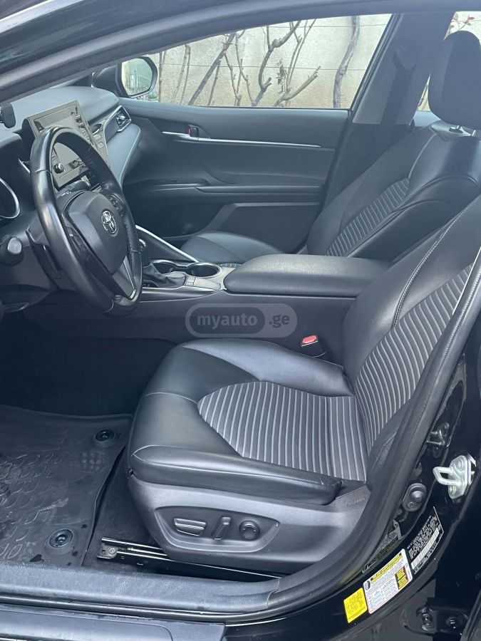 Toyota SE — миниатюра 7