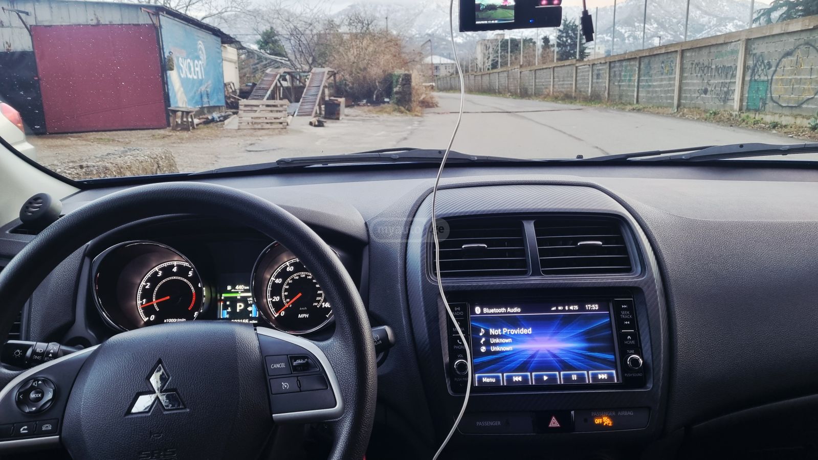 Mitsubishi Outlander Sport - фото 10