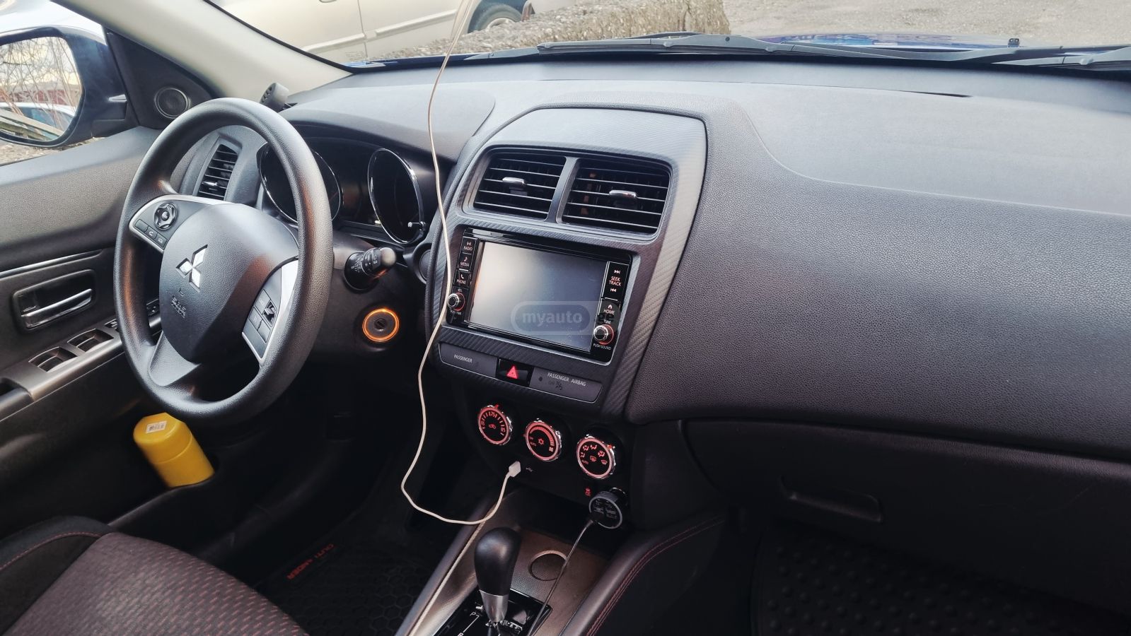 Mitsubishi Outlander Sport - фото 6