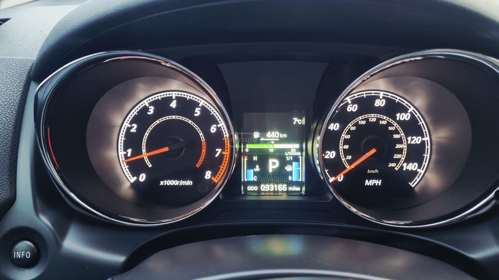 Mitsubishi Outlander Sport - фото 8